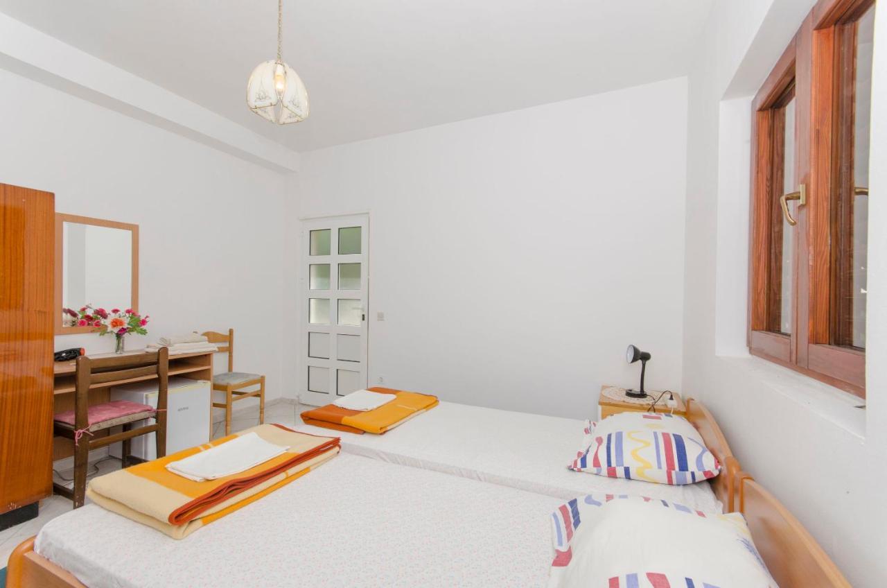 Apartments And Rooms Nike Sobra Екстер'єр фото